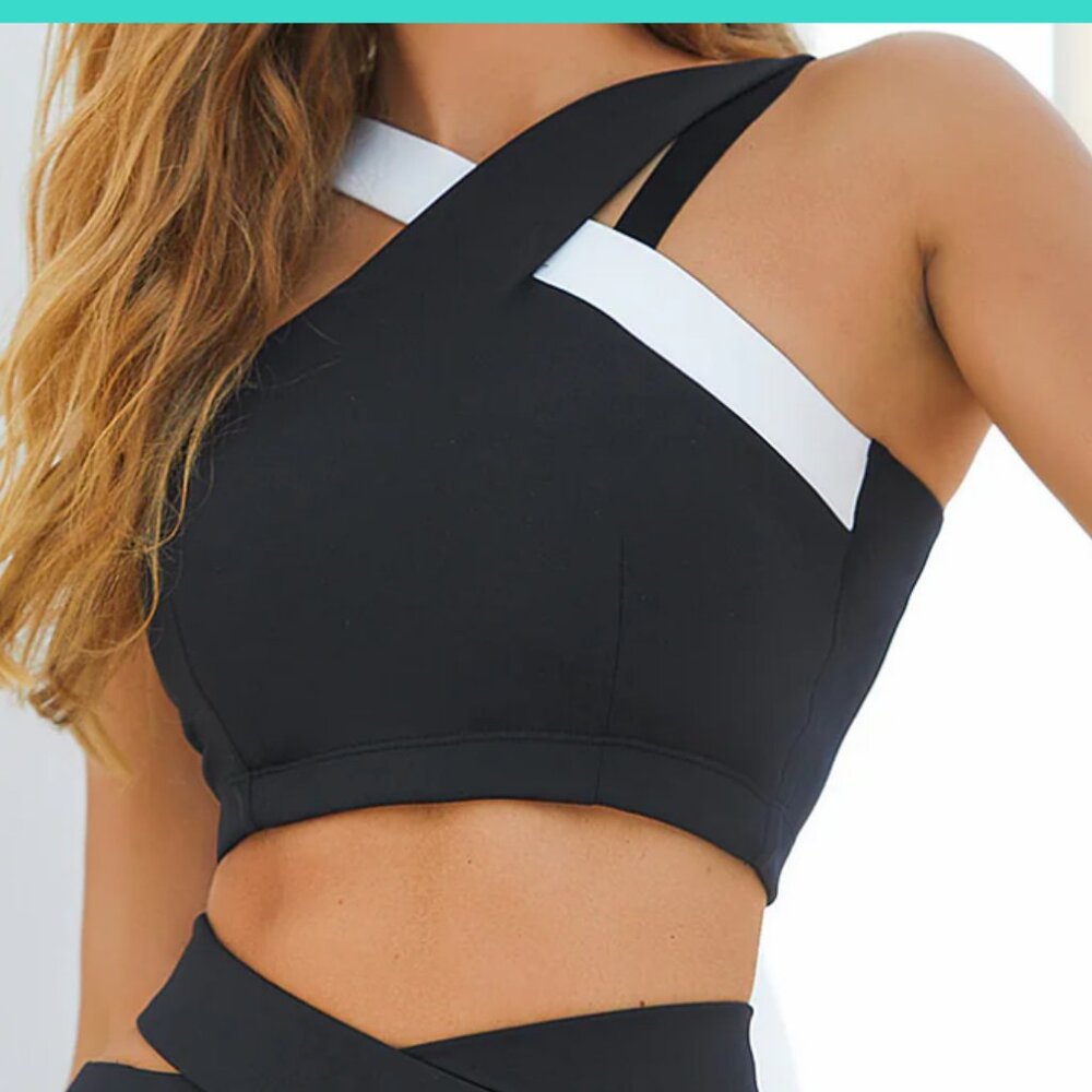 Amelia Activewear Halter Neck Black and White Sports Bra